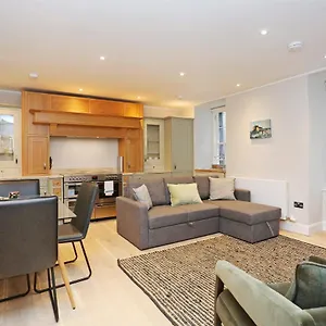  Apartment Joivy Modern And Airy Flat On The Historic Royal Mile United Kingdom