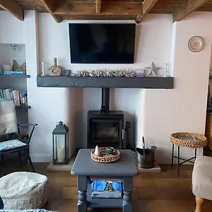 Shrimp - 3 Bed Renovated With Stunning Sea Views Staithes
